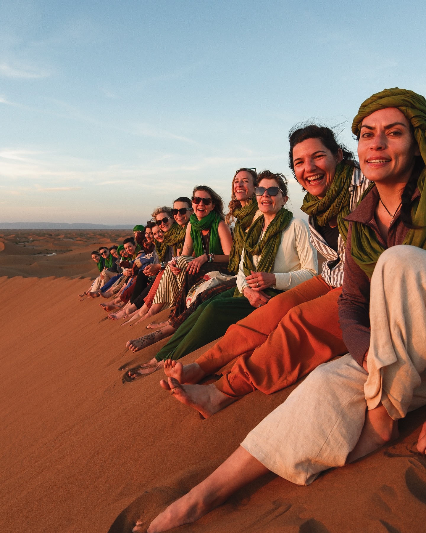 Dunes | Morocco | Desert
~
Il n’y a pas de mot pour décrire l’aventure qui vient de se terminer. Une expérience incroyable dans un lieu totalement magnifique avec des gens extraordinaires!