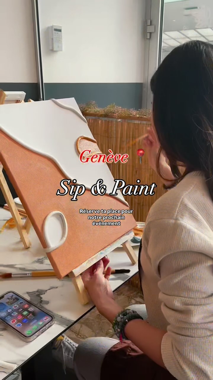 « Prêt à vivre une expérience unique à Genève ? 🎉 Venez tester une activité fun, savourer des cocktails exquis et grignoter des délices... seule ou accompagnée, un moment parfait vous attend ! 🍹✨ #Genève #SoiréeInoubliable »