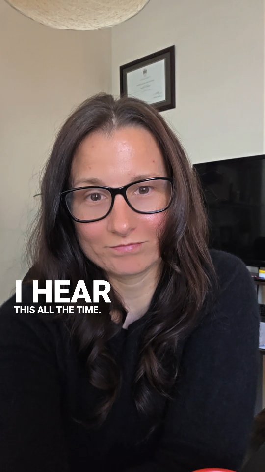 Can you design a logo yourself. Sure. Should you? ๐ฌ It really depends on your goals and where you're at in the business journey.
Have you ever tried DIY-ing a logo yourself? Or worked with a pro? Drop your thoughts in the comments.