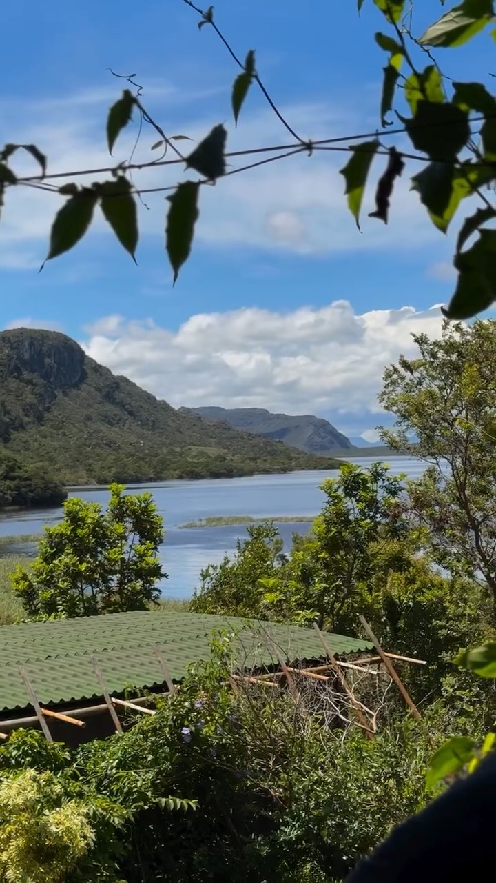 Você merece viver essa experiência!
Acesse o link na nossa bio e faça sua reserva.
#docasdalapa #lapinhadaserra #hospedagemconfortável #explore #selfcheckin #petfriendly #selfcheckout #refúgioperfeito #pedaçodocéu #natureza