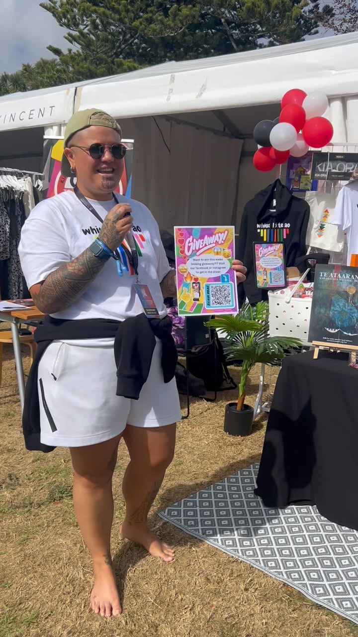 Not able to make it to Te Matatini this year? 🥺 Having some fomo? 😭 No worries, we gotchu! 🤗 You can still get in on the action and win yourself this MEKE AS Giveaway!! 🆓🏆🙌🏽✨
Go see our pinned post and follow them instructions whānau! 💚🩷
#teataarangi #tematatini #kāhuimaunga