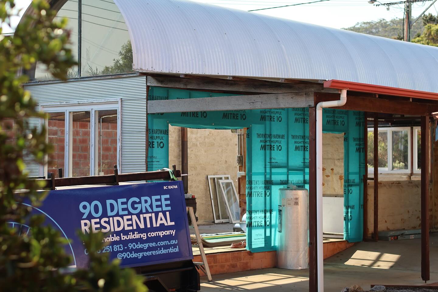 @roundtinroof renovation underway. Converting this “shed” into a 1x1 🏠