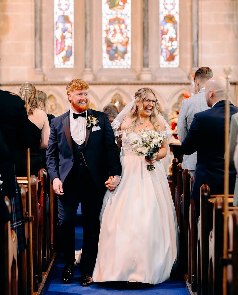 B O S C O B E L
•
New for 2025, our Navy Tuxedo!
•
A gorgeous modern twist on the classic black. Available to hire and to buy.
•
A huge congratulations to the new Mr and Mrs Edwards ❤️
•
Appointments are filling up fast, so book now to secure your slot. Whether you’re hiring, buying or having a suit made, now is the time to book for 2025.
•
#2025weddingtrends #2025weddings #suithire #weddingsuits #groom #groomssuit #bride #style #tailoring #kentwedding #essexwedding #londonwedding #surreywedding #menwithclass #suitsupply #wellsuited #formalwear #hirewear #suithirekent #suithirelondon #tux #weddingsuit #suithirecanterbury