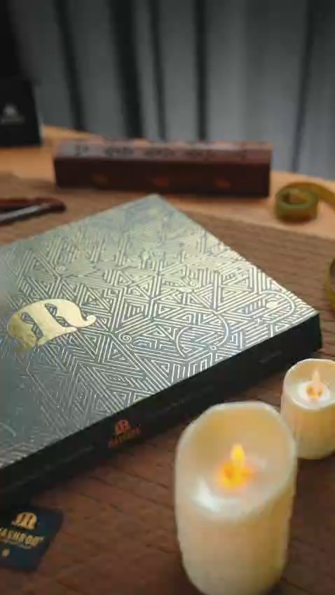 Our client @mashroostore sought an ultra-premium packaging design for their exclusive range of ethnic wear. To achieve this, we crafted a sophisticated box design using a rich black and gold color palette, adorned with intricate floral motifs and elegant gold foiling. The result? A stunning, high-end packaging solution that perfectly complements the luxurious essence of their collection. With impressive sales and overwhelming client satisfaction, this design has truly elevated their brand presence.