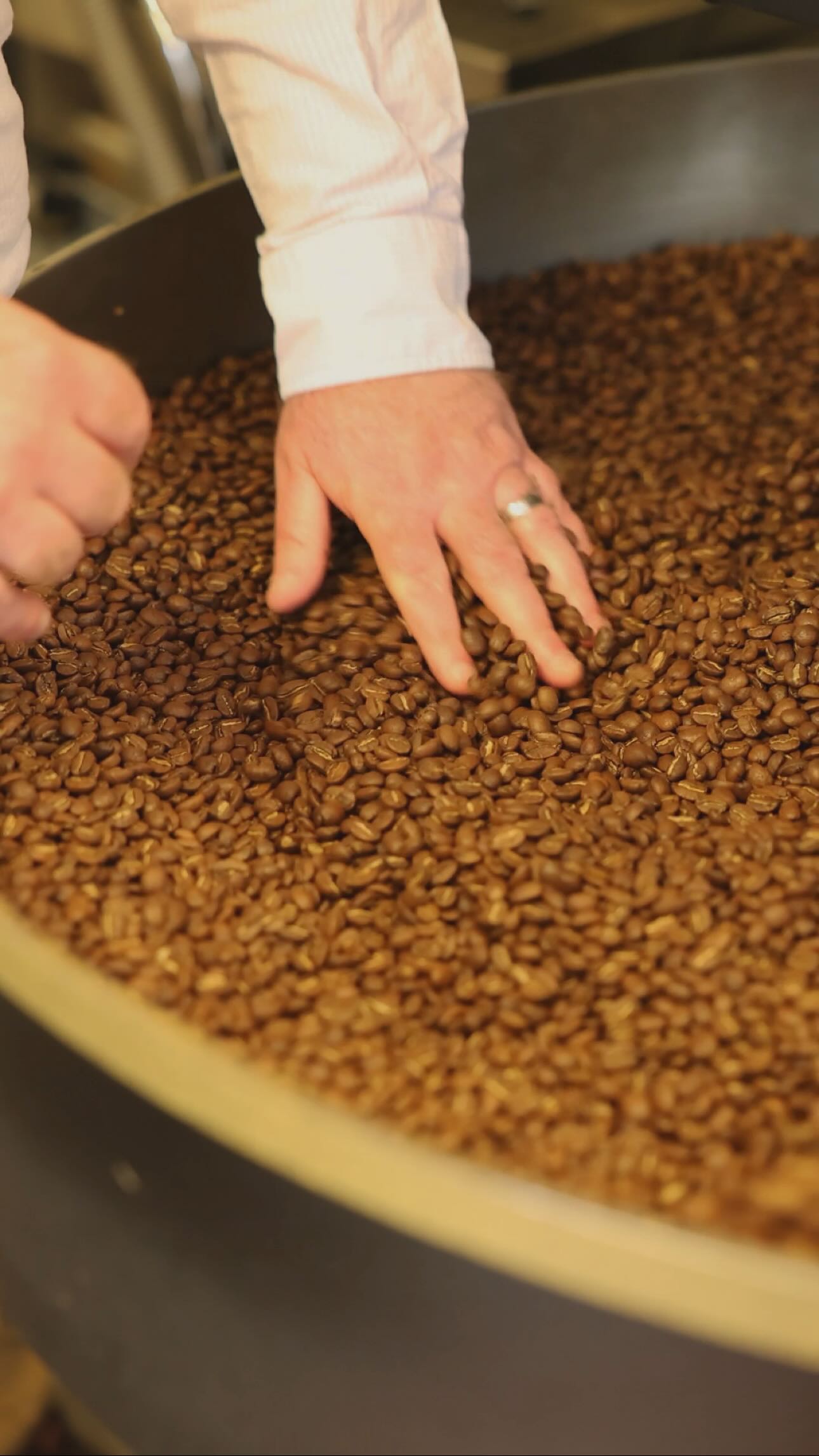For the month that’s in it … 💛
Snippets of our shoot with Anam Coffee @burrencoffee last year. You’ll fall in love with their personalities, the way you would with their coffee and their mission. ☕️
Huge thanks to @foodstoryireland for bringing us along to capture their story! 🎞️
#coffee #videography #socialmediamarketing #contentcreation #irishcreator #smallirishbusiness