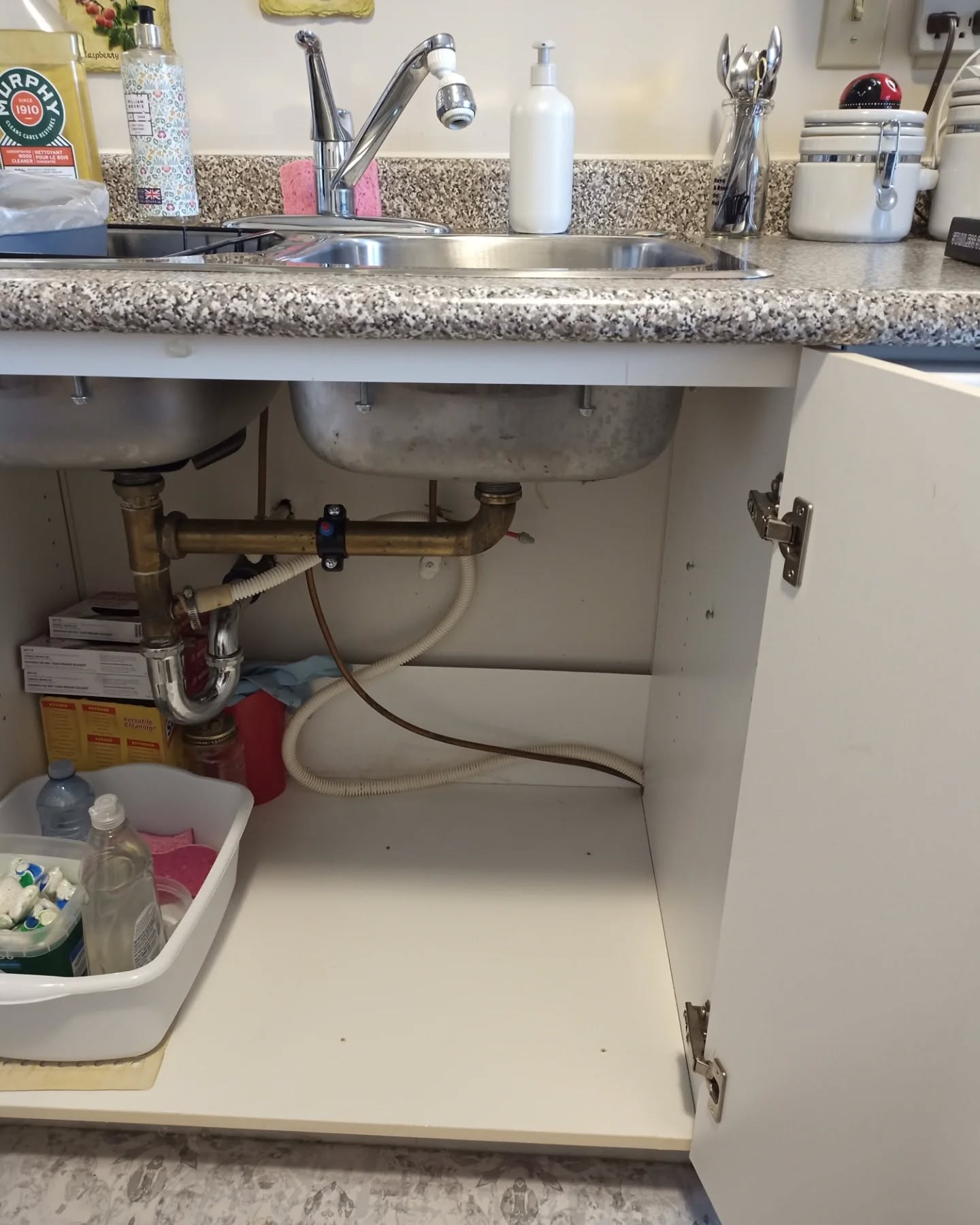 Today's installation: We’ve successfully installed a 75-gallon per day VIVA Pro water filtration system in an apartment. This will significantly improve the quality of drinking water. We hope you enjoy the fresh, purified water!