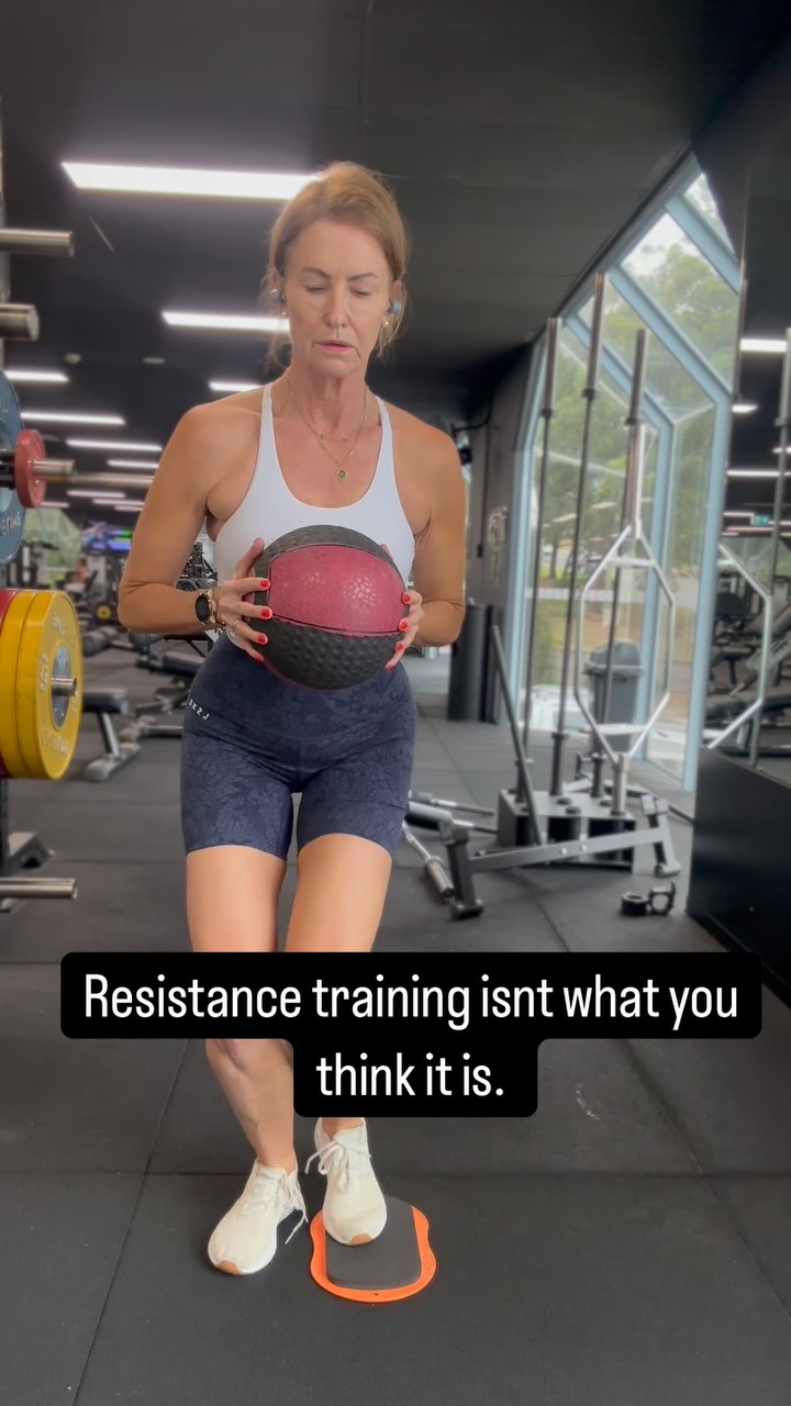 As women most have us have gotten the message we should be weight or resistance training, but I know to many they have an image of that being heavy barbells etc
But it doesn’t have to be ! As Ive aged my body has made it very clear that I have to move away from some of the more recognized weight lifting movements. And for many women the risk of injury in doing these movements can be too great.
BUT there is always a way. Even as a qualified fitness trainer I have a program written and supervised (big shout out to @shan76kiwi) and my programs are just as much about the function of my body as they are about strength. I want to be flexible, be able to balance, have strong bone density and heart function AND strong.
Things like body weight squats, push ups and different moves with a band are still resistance training !
It can be intimidating to start and it is definitely worth investing in a trainer or coach in the beginning. I can certainly recommend a few to you that are experienced and supportive of women starting resistance training (both face to face if in the Hills District of Sydney, or online) a few Ive tagged below 😊
@buildabody__
@body.by.kp
@damonjsmith_
@fortitude.hq
@daveharvey17