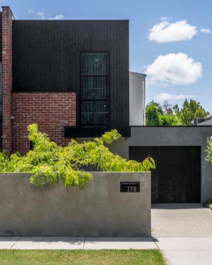 Generous proportions and easy family living
Selling Agent: @fredmanproperty
Interior Styling: @auraandforminteriors