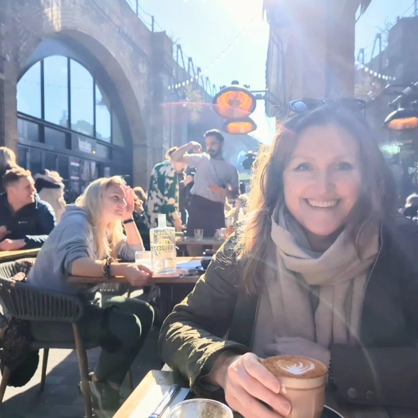 Beautiful day out in London soaking up art and sunshine 😁