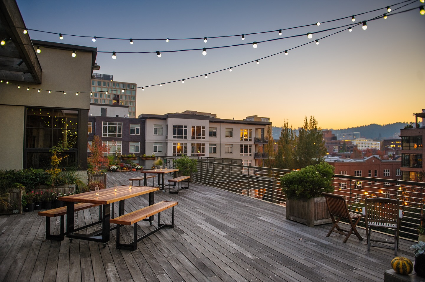 The sun is reminding us that summer is coming! Woo-hoo! Looking for a unique venue with a view of the city and a beautiful sunset spot? Our 2,200 sq ft rooftop terrace is the perfect spot for your next gathering! Whether it’s a dinner, cocktail party, or special celebration, we’ve got the space and amenities you need to make it unforgettable.
Capacity:
150 Dining / theater
225 Standing
Rooftop Amenities:
Rolling Wood Picnic Tables (4)
Matching Benches (8)
Outdoor Fire Pit for cozy nights under the stars
Indoor Atrium with a 40-person capacity
Wet Bar with countertop and sink
Integrated AV with speakers and microphone for seamless sound!
Email us though the link in our bio or at events@ecotrust.org for more info.
Photos by: Andie Petkus