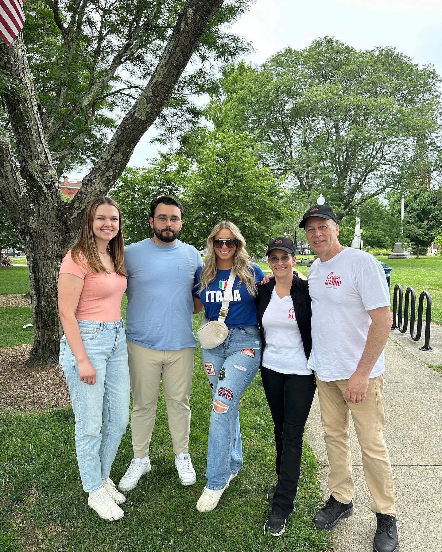 Summer vibes… Caffe Alanno style!
#farmersmarkets #natickfarmersmarket #granita #frozentreat #realingredients #familybusiness #familyownedbusiness