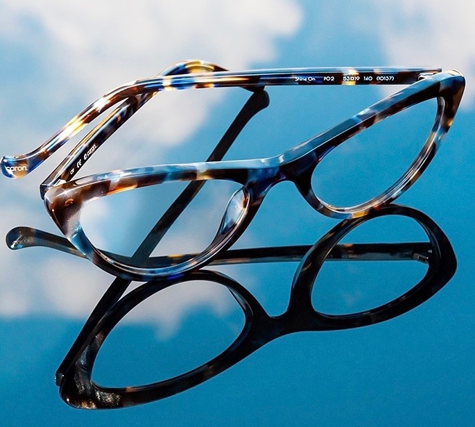 Celebrate creativity.
British design and innovation at the heart of our values at
Caron Eyewear.
Discover more at….
caroneyewear.com
#eyewear #caroneyewear #opticians #independentopticians
#CaronEyewearStyle