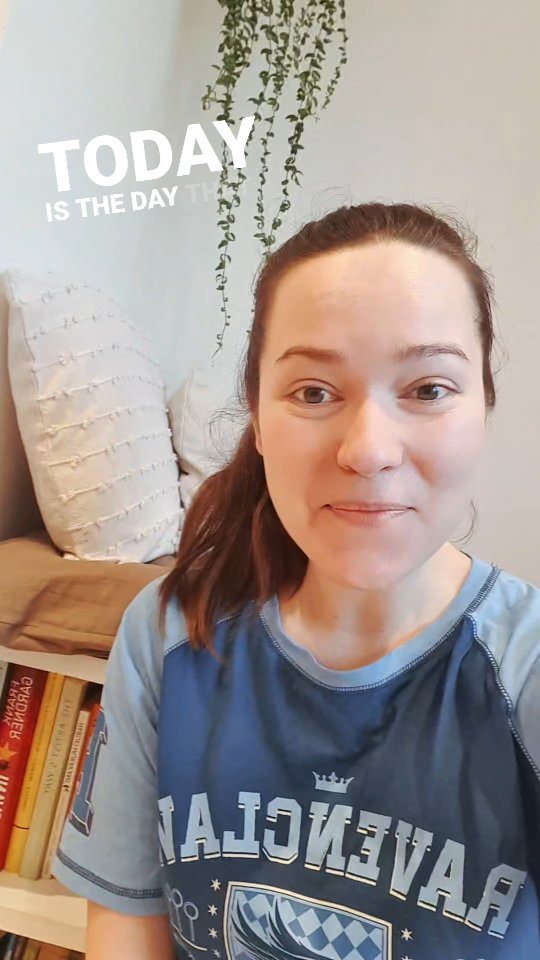 TODAY is the day! My new album is finally OUT! You can find it on Spotify, Itunes, YouTube and all other digital platforms!
Happy listening to New Baroque Sonatas Yay! 🥳🎻💜