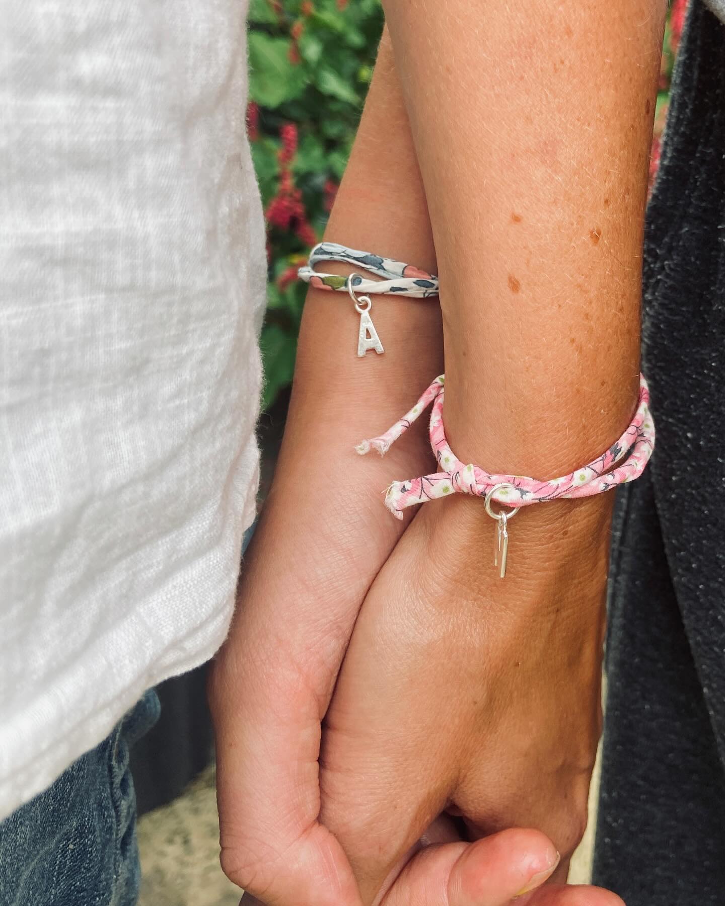 Mum & Daughter friendship bracelets, featuring @libertylondon cotton, and a solid Sterling Silver letter charm...did we mention Mother’s Day is on the horizon?
💕
Beautiful handmade jewellery, from the @yorkshiredales