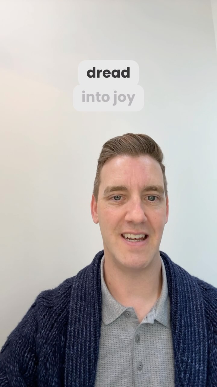 Feeling trapped in a home you’ve outgrown?
For many families, the fear of moving with kids keeps them stuck for years. But what if I told you it doesn’t have to be that way?
In this video, I’ll show you how to turn moving into a fun, family-bonding adventure. From decluttering like pros to making house hunting a thrill for the whole crew... it’s all about mindset and smart planning.
Ready to ditch the dread and embrace the excitement of a fresh start? Watch and learn how we can make your move stress-free—and even joyful!