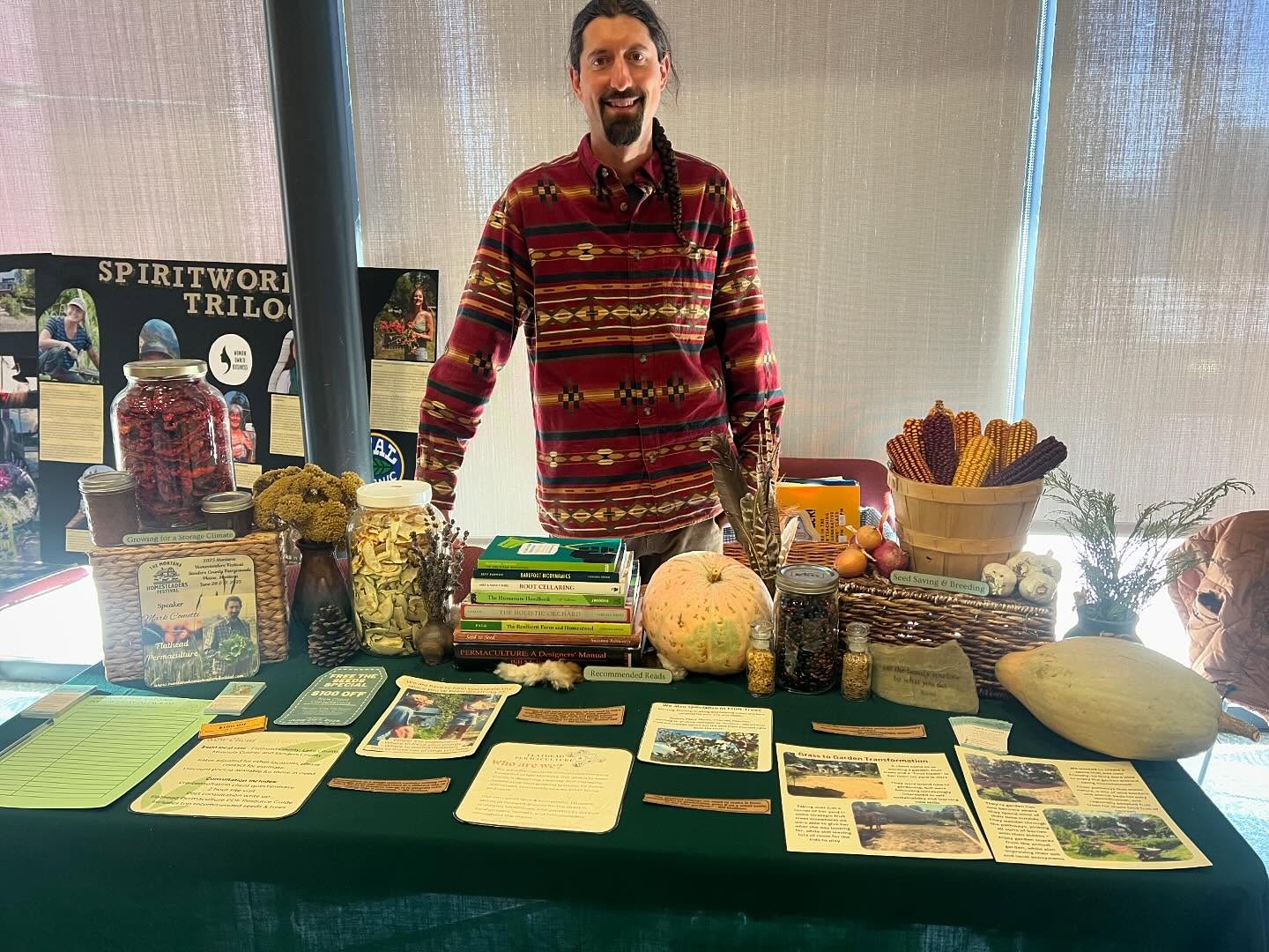 We had the best time at Free the Seeds yesterday!Big thank you to @landtohandmontana for throwing such a great event! So much love and care goes into making this happen, and we feel so grateful to get to be a part of it. Cheers to a great upcoming seasons 🌱
#2025growingseason #regenerativegardening #permaculture #freetheseeds