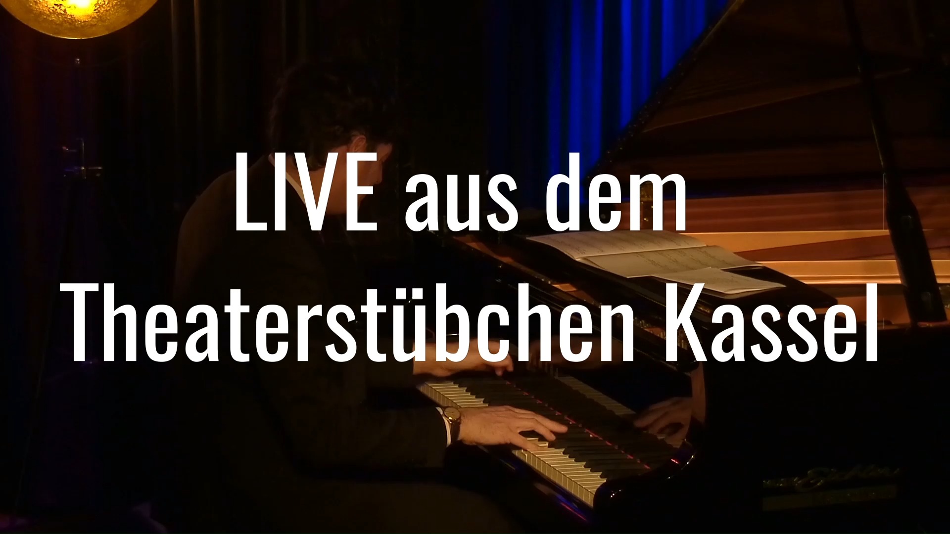 Für alle, die noch CDs hören!
14 Stücke vom Konzert von Jean-Baptiste Franc und mir Ende Januar im Theaterstübchen gibt es jetzt auf CD.
Einfach bei mir nachfragen oder bei www.urbanjazz.de bestellen!
#jazz #swing #jbfranc #jeanbaptistefranc #theaterstübchenkassel #urbanbeyer #urbanjazz #trumpet #piano #stridepiano #kassel #parisjazz