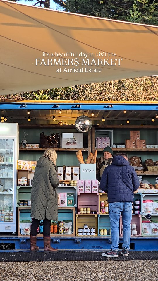 Happy Friday! We are here until 2.30 today and tomorrow. Come visit and enjoy the sunshine and great vibes.
#farmersmarket #market #localfoodproducers #supportlocal #supportirish