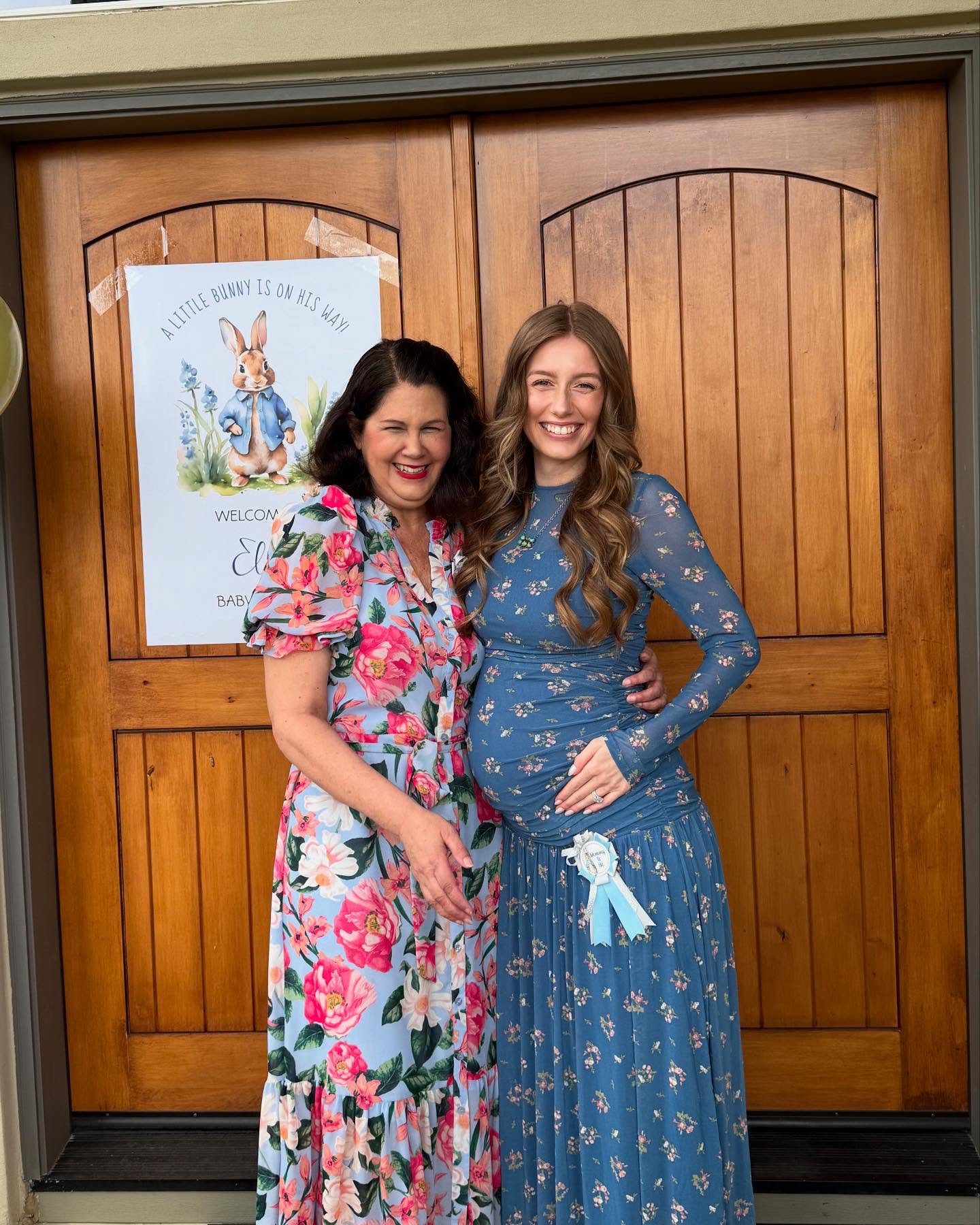 A beautiful day! We had an amazing baby shower for Elle! Thank you to @lfmecchi who made the day possible by making such an amazing spread!