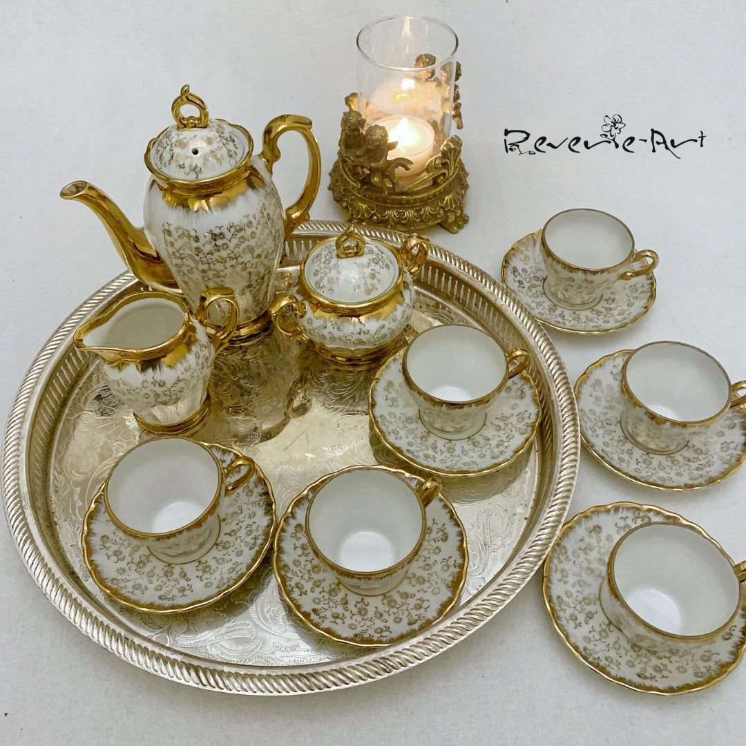 Check out our Beautiful Vintage Bavaria style espresso coffee set for 6 available in my shop now
#checkitout #reverieart #vintge #china #porcelain #coffeeset #antique