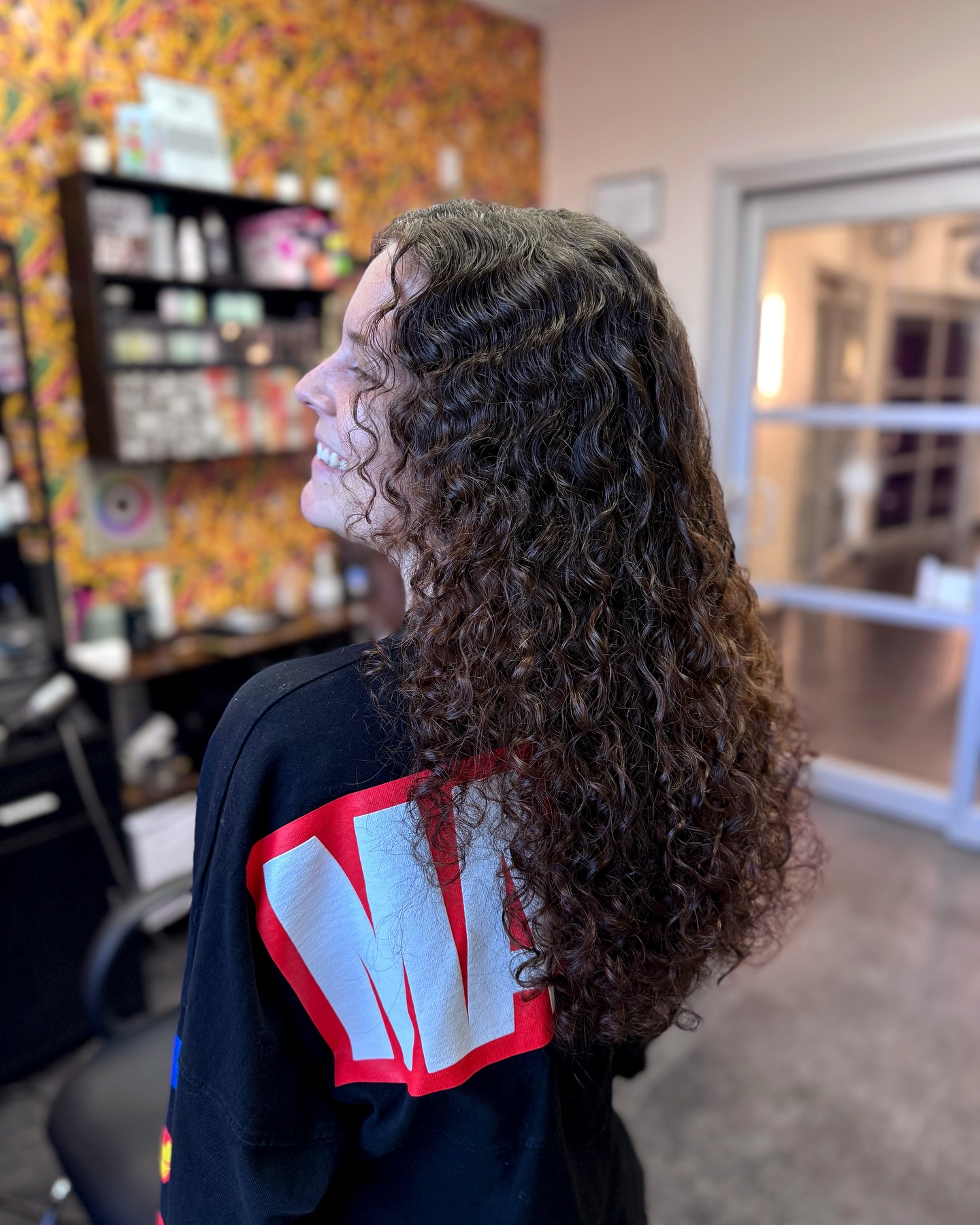 Hello! It’s been….a minute. 😅
I’m checking in! How are we doing? How are we feeling? There has already been a lot going on this year and it’s barely MARCH. Woof.
Regardless, I have had amazing opportunities to join in on a few classes already this year and I am feeling fired up and excited to bring this all back to the salon as well!
#sanmarcoshair #sanmarcoshairsalon #curlyhair #curlyhaircut