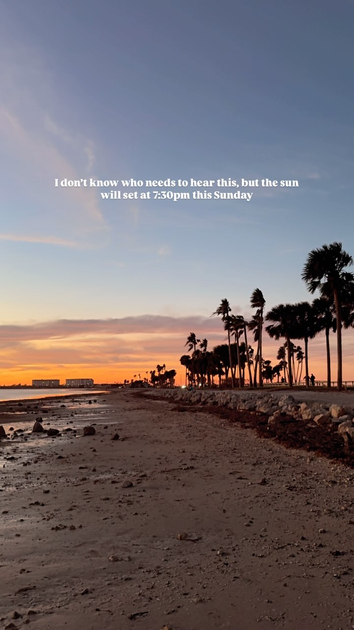 ☀️Longer days loading…
Who else is ready for longer days & later sunsets!? 🌅🙌✨
I’ve been waiting for this day all year 😂
•
•
•
•
#florida #sunset #floridalife #visitflorida #sunsetlovers #sunshinestate #lovefl