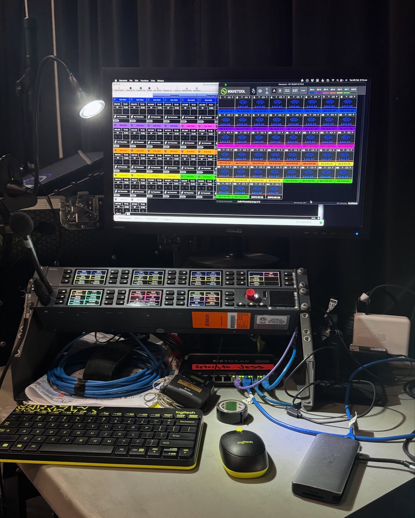 Sales Force Agant Force World Tour 2025 RF coordination complete for another year
🌏30 separate areas spread over 2 floors
🛜223 frequencies
🎤Used FreqCoord to coordinate
Twartz upstairs in Keynote scanning the waves
Me downstairs in Expo
Thank you to @innovative_syd for having me along
#liveevents #rfcoordination #bigevents #wirelessmicrophone