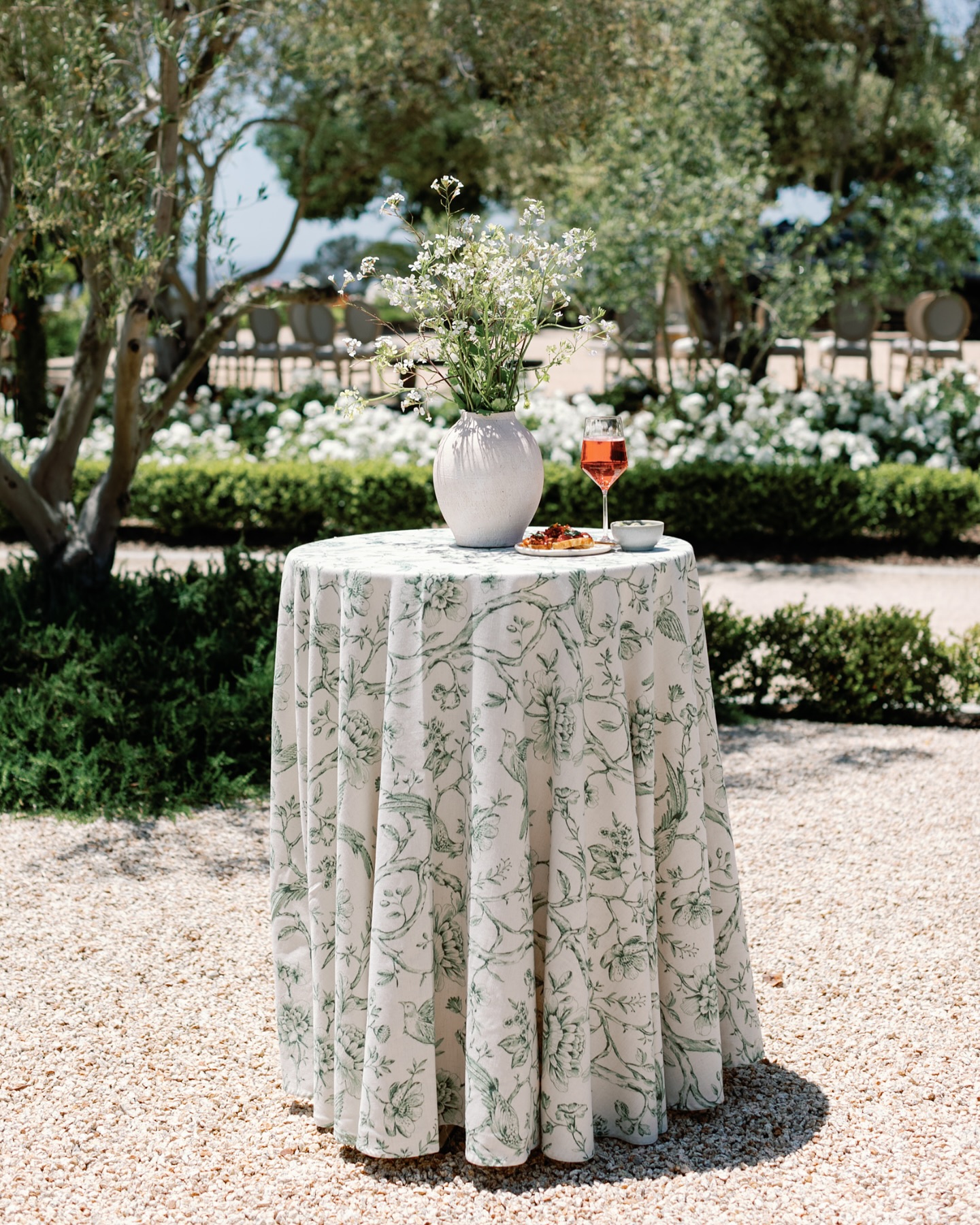 One of my favorite parts of the wedding day is cocktail hour 🍸 It’s where the design starts to truly take shape and energy begins to amplify as guests reunite with friends & family and get a taste what’s to come!
We love getting creative and bringing in fun prints like this gorgeous linen from @nuagedesignsinc to elevate the social hour and set the mood for this Tuscan inspired wedding.
Photographer: @amycarolinephotography
Planning & Design: @styledbylinds_
Florals: @amywestfloral
Linen: @nuagedesignsinc
Venue: @casablancainterlaken
Rentals: @ampartyrentalsinc
#californiaweddingplanner #californiawedding #italianweddingstyle #carmelweddingplanner