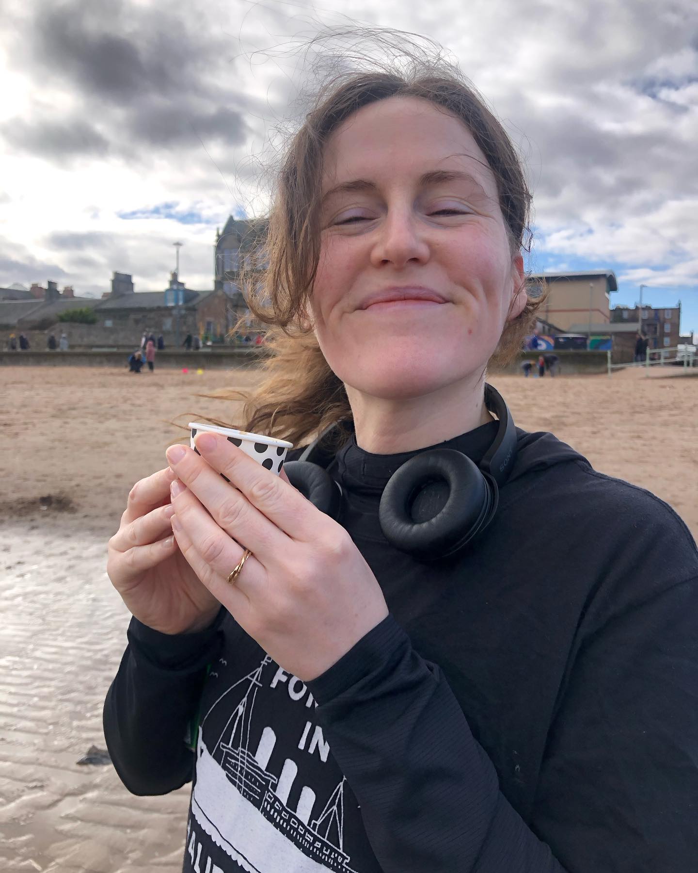 Was I going to make a pained joke about learning to āespressoā yourself? No⦠Iām just a girl here to remind you thereās two weeks left to book Shape of Stories! This is a rapid-fire writing workshop to get your head around stories. Whether youāre writing your first five, a play, or your next fringe hour, weāll talk through how to make a story stronger and funnier! Link is in my bio āØ
ā¢
ā¢
ā¢
ā¢
#events #march #courses #writing #learntowrite #comedy #edinburgh #thingstodo #standup #theatre