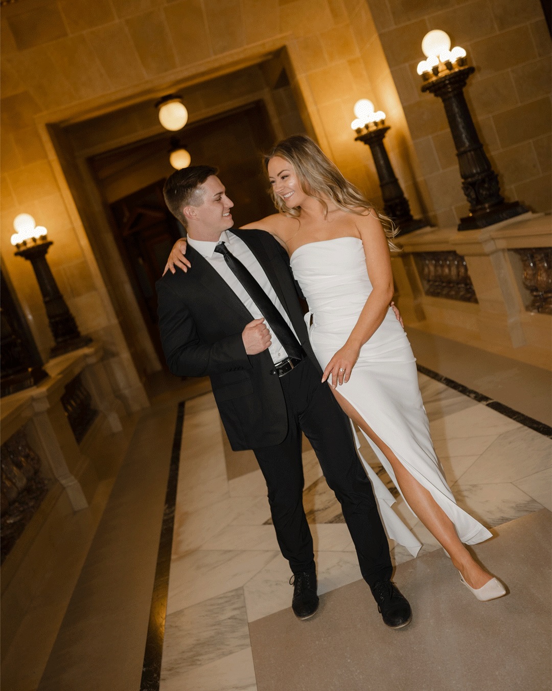 How to Get Married at the Wisconsin Capitol: A Complete Guide
link in bio! ✨
Are you planning a wedding at the Madison Capitol in 2025? Reach out for planning help and photography!
#wisconsinweddingphotographer #wisconsin #engagementphotographer
#weddingphotographer #wisconsinbride #engagementphotos #wisconsinengagement #weddinginspiration
#wedding #weddingphotos #madisonwisconsinweddingphotographer
#madisonwedding #wisconsinwedding #wisconsincapitolwedding #madisonwisconsinphotographer #realwisconsinwedding #marriedinwisconsin #elopement #outdoorwedding #elopeinwisconsin #adventureelopement #courthousewedding #capitolwedding #adventureweddingphotographer #elopementphotographer #summerwedding
#wedding2025 #engaged #wisconsinelopement #wisconsinelopementphotographer