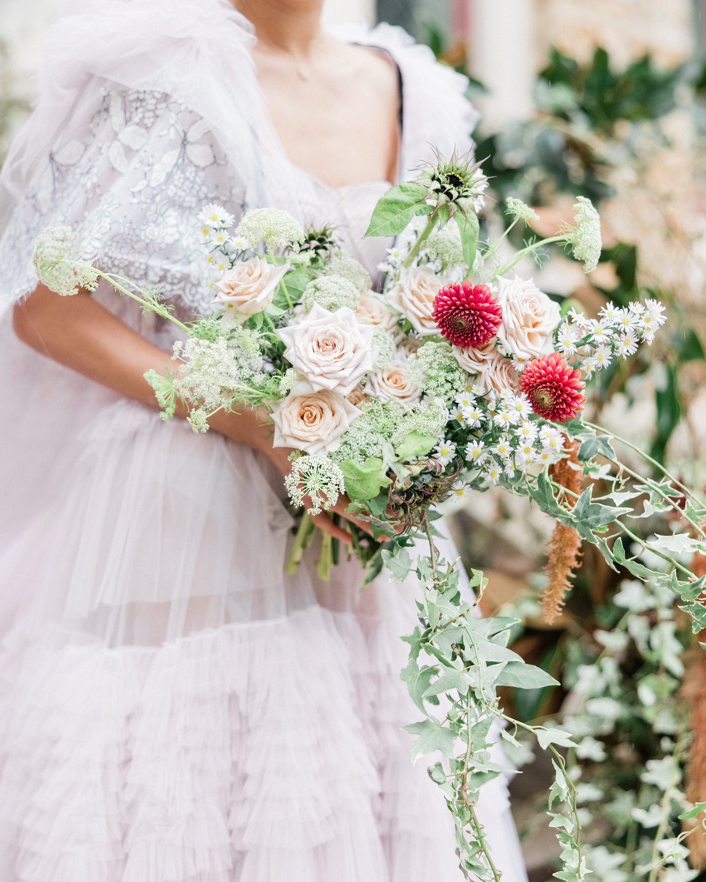🇺🇸A floral masterpiece that speaks the language of romance and artistry. This stunning bouquet, designed by a visionary Korean floral designer @midsummer__k blends soft, blush-toned roses with wild, organic textures—where elegance meets nature in the most breathtaking way. The cascading ivy, airy, and bold pops of crimson create an effortless yet intentional design, redefining bridal florals.
A true celebration of creativity, culture, and craftsmanship.
Who else is obsessed with this dreamy floral story?
As seen on @weddingchicks
Venue @chateaudemeridon
Planning @enamoredandmotion
Floral designer@midsummer_k
Photography@pascal.vo and@st.ggot
Videography @ggot_film
Bridal accessories @bellabelleshoes
Bridal Designer @madebride
Beauty @jiyoungyangbeauty
Jewlery @artanerparis
Stationary @letteringbygrg
#LuxuryWeddingPlanner #DestinationWeddingPlanner #WeddingInspiration #LuxuryWeddings #BellaBelleShoes #WeddingDetails #ElegantWeddings #DestinationWedding #RomanticWeddings #WeddingStyle
#FloralArtistry #WeddingFlowers #FineArtFlorals #LuxuryWedding #RomanticBouquet #KoreanFloralDesign #GardenStyleBouquet