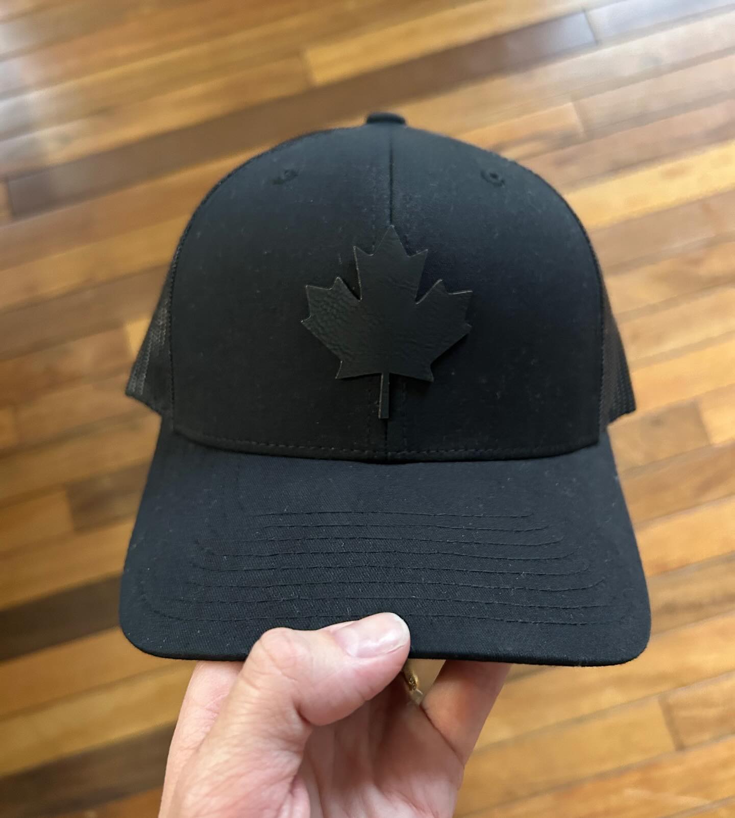 Now is an excellent time to show Canadian pride! 🍁
DM us to order!
($35)
#canada #canadians #canadiansmallbusiness #customizable #brandedbasics #hatseason