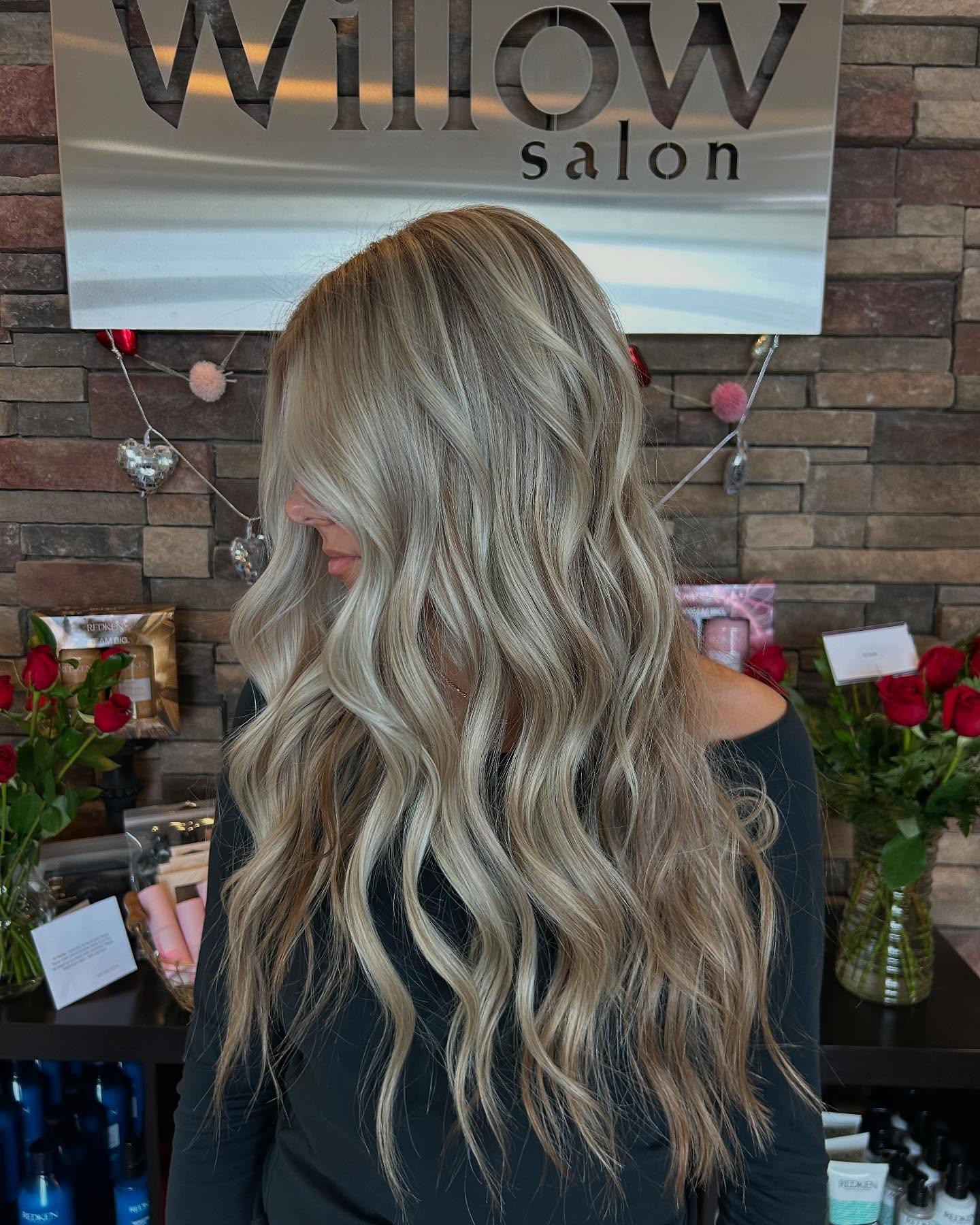 Sun-kissed and beachy, embracing the fresh summer blonde vibes! ☀️✨
Color + cut by Shelby
#SummerHairGoals #BeachWaves #BlondeBeauty #SaltInMyHair #BeachVibes #FreshAndFlawless #SunKissed”