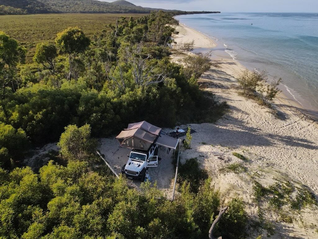 Stay safe everyone during Cyclone Alfred!🌪️
Hoping everyone stays secure and prepared as the storm passes through. Can’t wait to see sunshine and clear skies again soon! ☀️ #staysafe #cyclonealfred #betterdaysahead #tropicalstorm