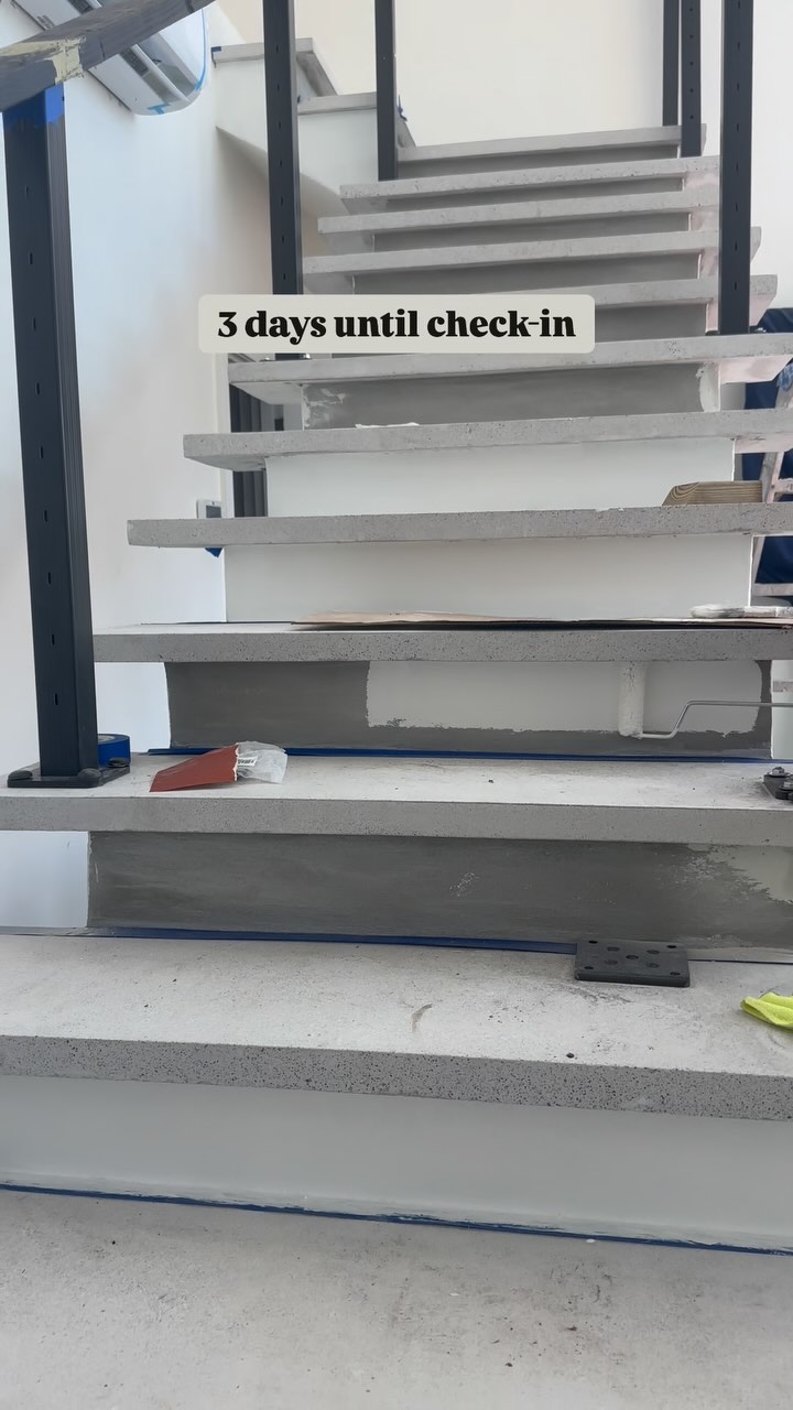 Think we can do it? 😉
(ps: we did it)
#buildinganislandhouse #building #islandhouse