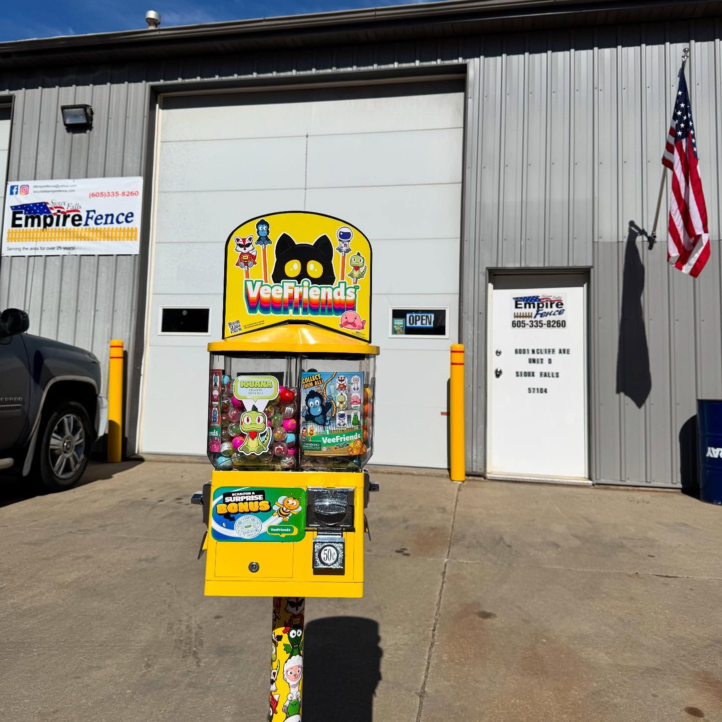 Welcoming @sfempirefence to the VF vending family!
Empire Fence has been a family owned and operated company here in Sioux Falls for over 30 years! Embracing the positivity and family brand they have makes a perfect match to be a VeeFriends Minis vendor!
For any of your fencing needs give them a call or visit them at 6001 N Cliff Ave, Sioux Falls SD 57104!
#EmpireFence #VFMinis