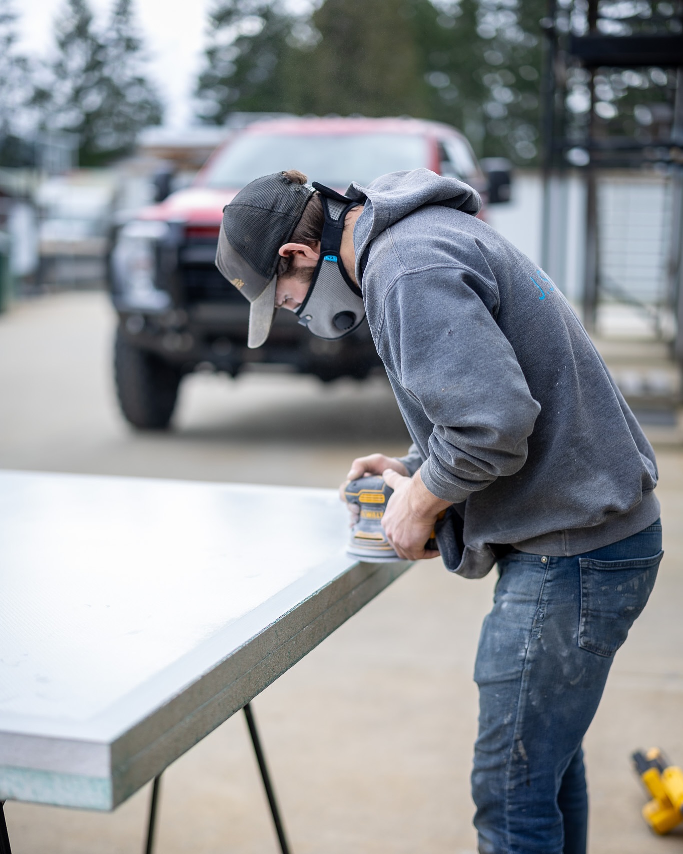 This weekend we had members from @albernivalleyrescue out to assist assembling their new Command Truck, and learn about the materials and processes involved. Thank you @bkwwkb @njbords and @edward_dean_hikes for all your time and effort 👌🏼