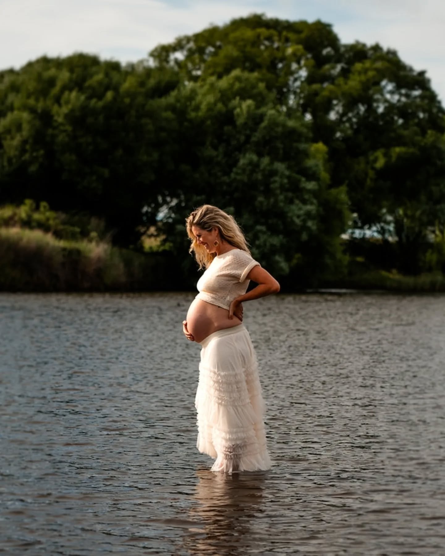Sometimes you just need to get in the water! This morning family session was so sweet! So as the day began and it began to warm up the river called to us and we had to heed its cooling song!
Adventures are truly the best way to get those authentic smiles and moments! It means you, as parents, can relax because we don't need to get those 'now everyone look at the camera and smile' (even though we end up with those anyway, but without the eye rolls or pouting because they've had time to run and play and shake out those sillies!)
I know for me the thought of having to get my kids to sit for any length of time and look in the one direction (especially the small hurricane child!) fills me with dread! But let's go for a walk, let's collect rocks, let's look at clouds, let's do something fun!
Xo