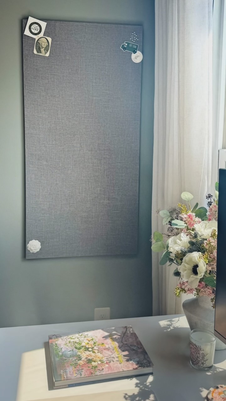 How it started vs how it’s going.
.
.
.
.
.
.
.
.
.
.
.
.
.
.
.
.
.
#homedecor #beforeandafter #office #diy #officemakeover #ikea #ikeahack #fyp #beforeandafterrenovation #amazonfinds #homeoffice #decor