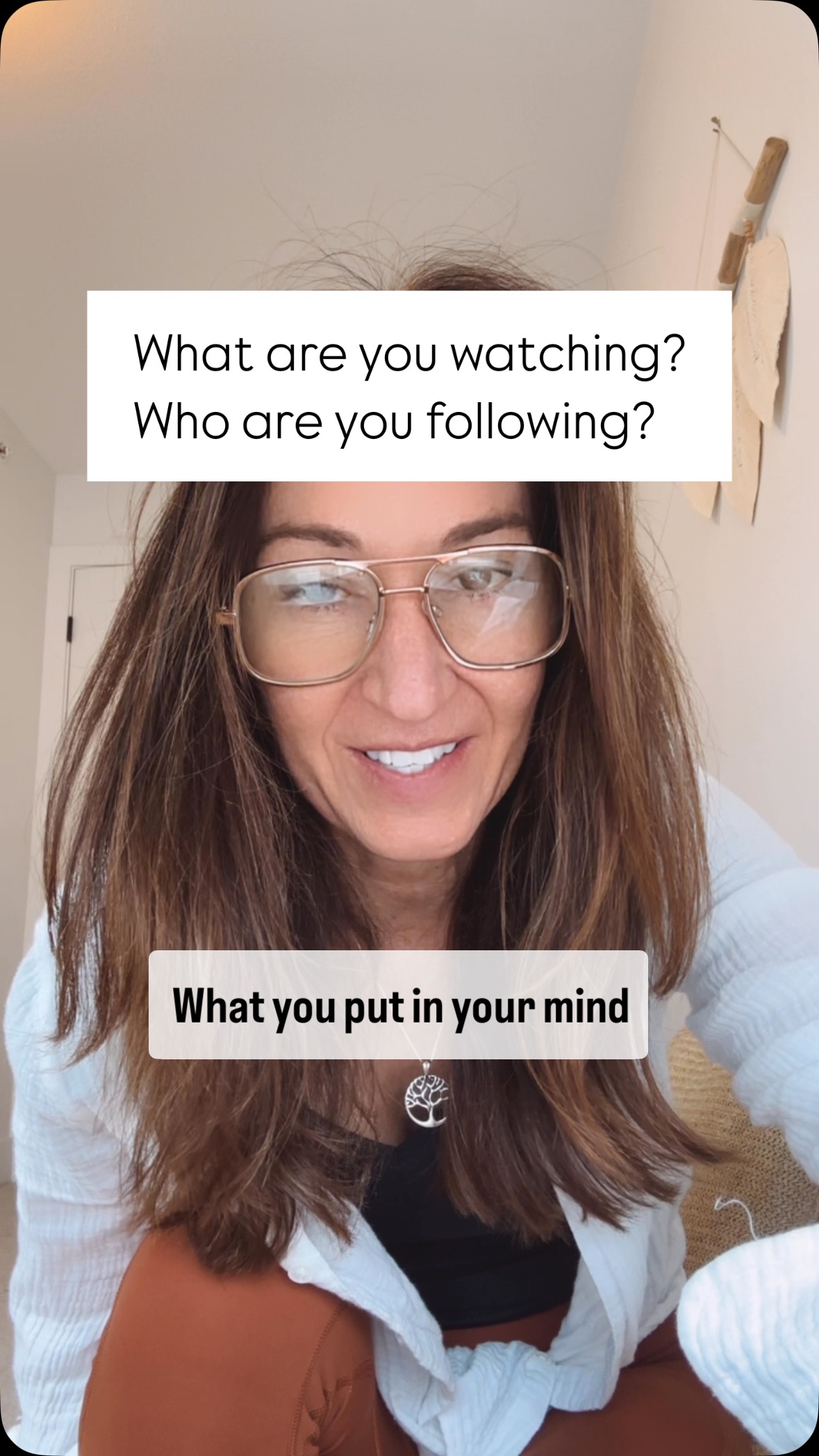 NOT to say you shouldn’t ever watch crime shows, the news or follow certain facebook groups ( hahah notice i lumped them all together)
BUT when it comes to health, injury recovery, and building resilience, be aware that positive input to your brain matters! Follow stories and mentors that empathize, educate AND open your mind to how change is possible.
❤️ OT Shelley
#mindbodyspirit#sensoryintegration#postconcussionlife #empoweredrecovery #holisticrecovery #occupationaltherapy #pcs #persistentconcussionsymptoms #vestibular #dizziness #visualimpairment #nervoussystem#nervoussystemregulation#postconcussion #tbi
#concussionrecovery #concussion #brainenergy #concussioncoach #yoga #returntowork #livingwhilehealing #patienttoperson