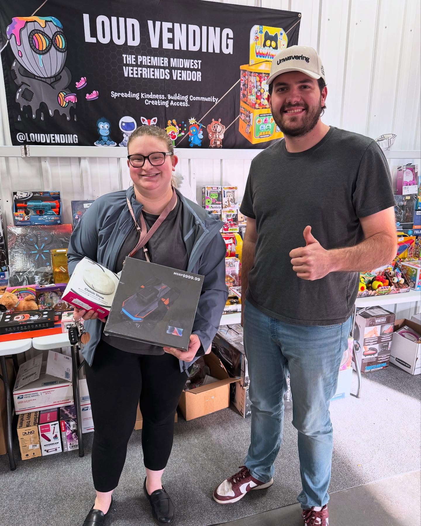 Congrats @emilynicole235 on your GOLD star prizes! Emily found 2 gold stars and a red star all at our Great Life Suburban Lanes location! Way to go!
Many, many prizes gold stars prizes left and keep an eye out for the GGB too!
@veefriends #LOUDVending #VFMinis