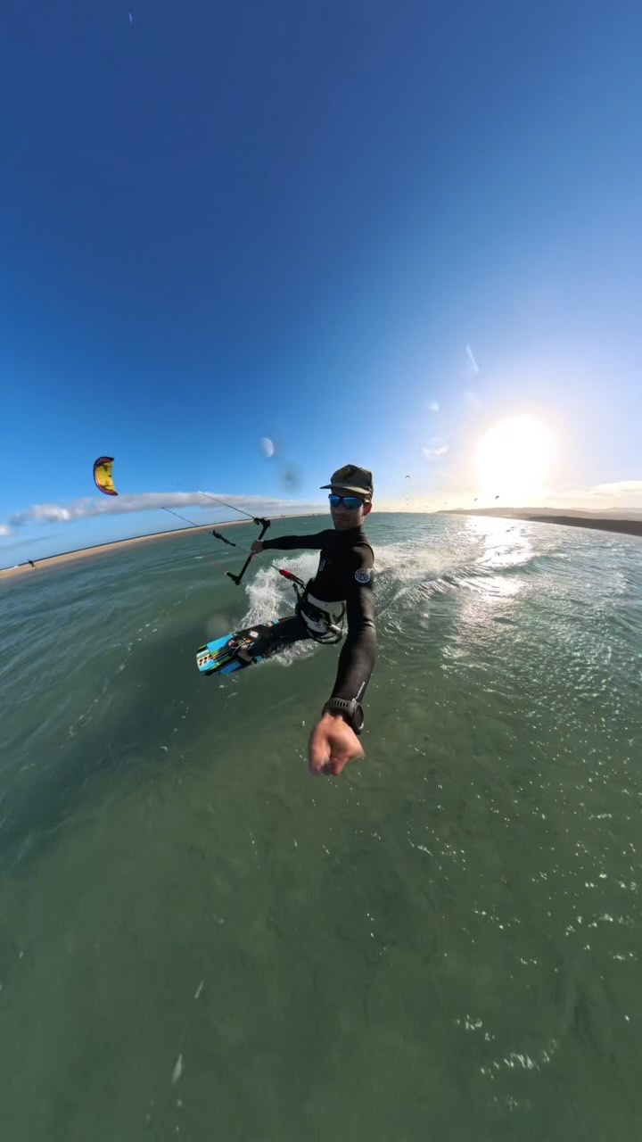 When kitesurfing no anxiety 🏄♂️