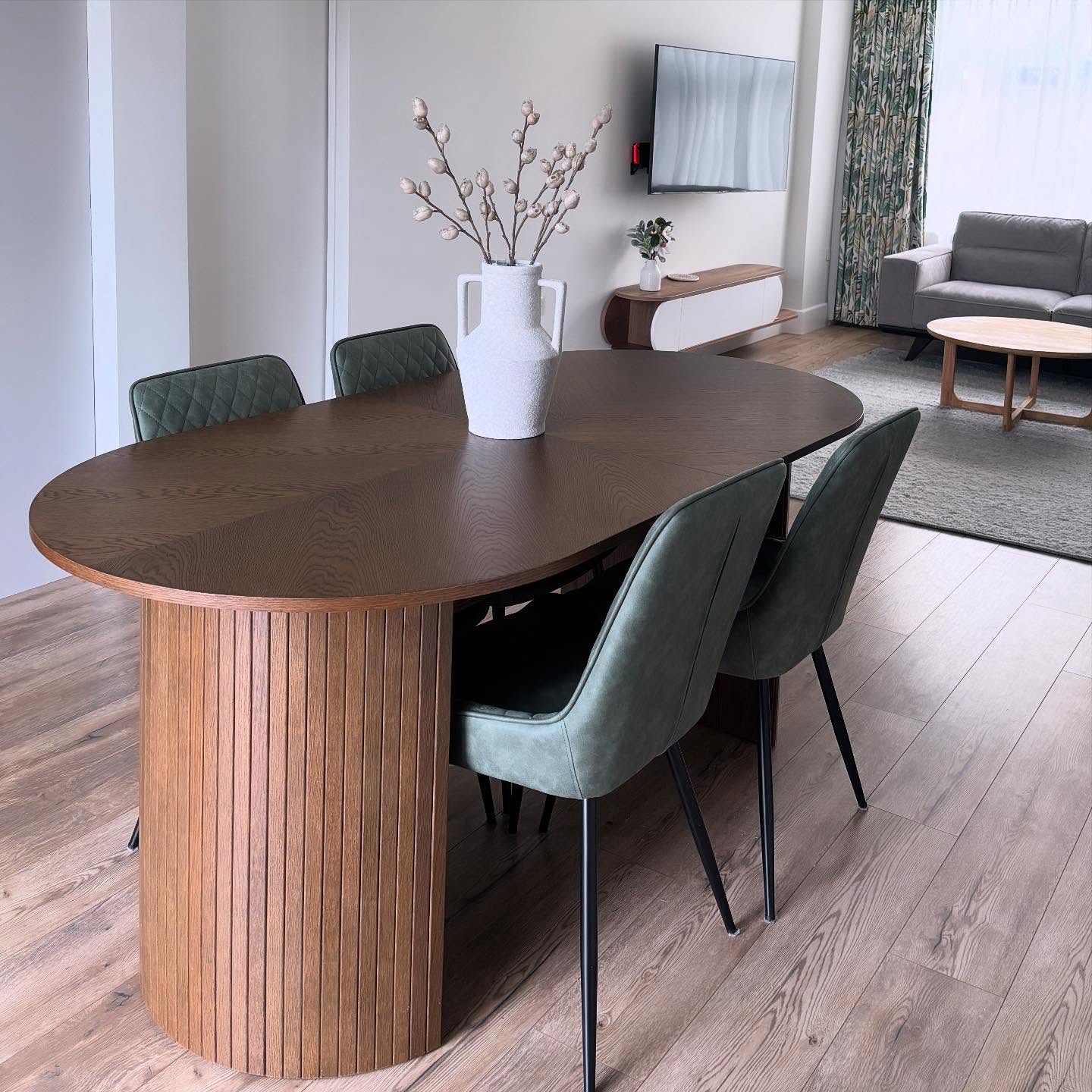 West Finchley house project is done. #interiordesign #londoninterior #renovation #homestyling #goldersgreen #finchley #hampstead #millhill #design #designer #architecture #homedesign #eastFinchley #moderndesign #interiordesign #moodboard #styling #interiorlondon #kitchenisland #kitchendesign #mood board. #homeoffice