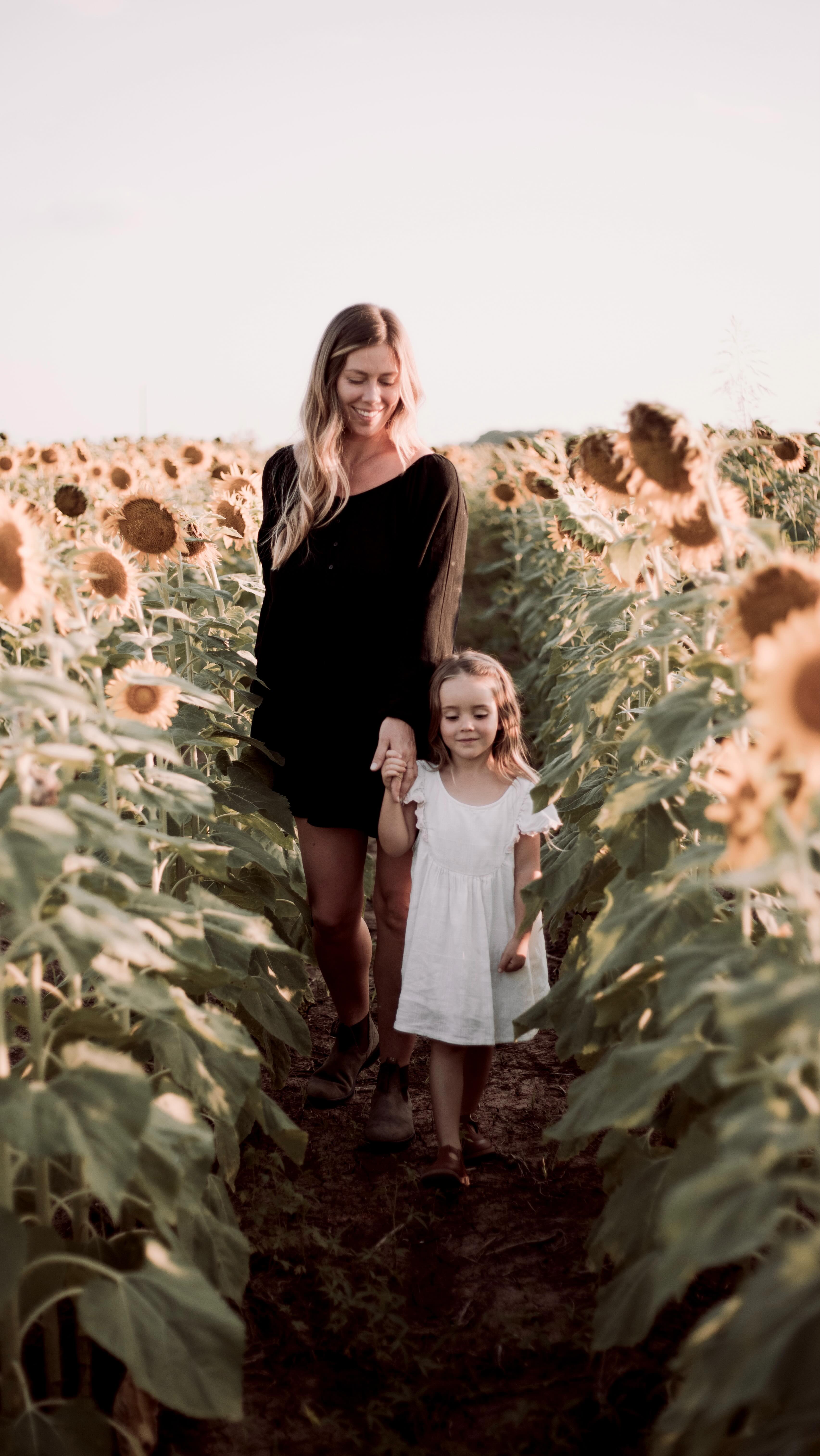 Capture these precious moments of motherhood to enjoy forever🤍
#motherhoodphotography #familyphotography #austinfamilyphotographer #austinphotographer #houstonfamilyphotographer #mothersdayphotoshoot