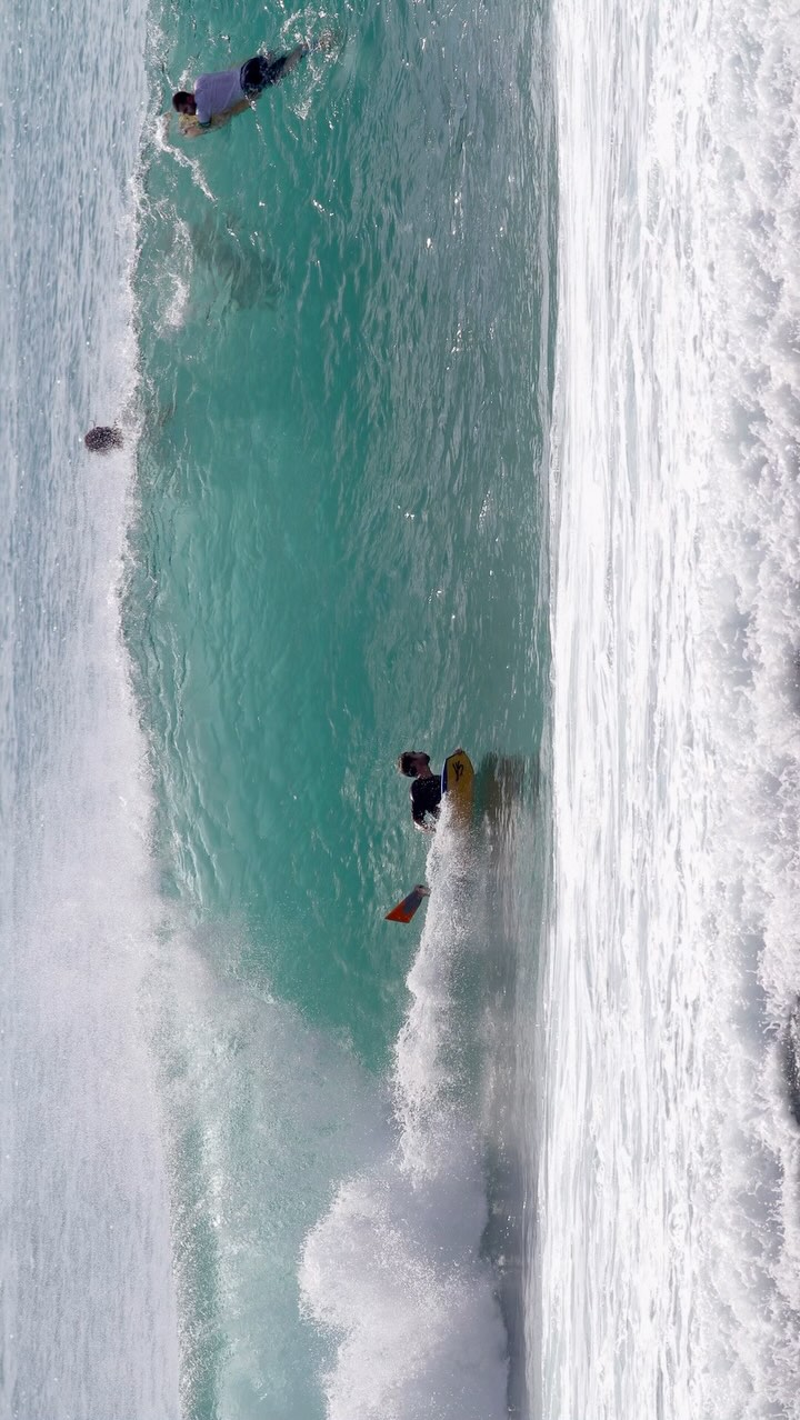 Savez vous comment s’appelle cette manœuvre en bodyboard ? Dites le moi en commentaires ⬇️
Si vous ne savez pas, je vous donne la réponse dans un prochain post 😉🤙
#xirimirisurf #bodyboarding #bodyboard #bidart #perfectwave #webodyboard #bodyboarders #surfing