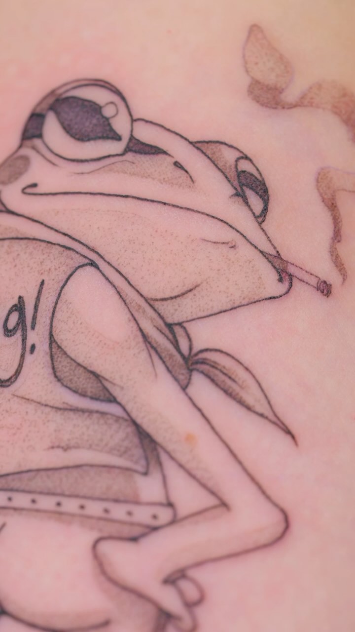 Yee Haw Daddy!! 🤠🌸
Vancouver! Bring me all your frog ideas!
I have a few spots in March left and I couldn’t think of a better way to fill them.
Fill out my booking form at sprinked.com to come hang out with us at @growingpainstattoos !!
This one done with my friends at @spiderandflytattoo in Sydney