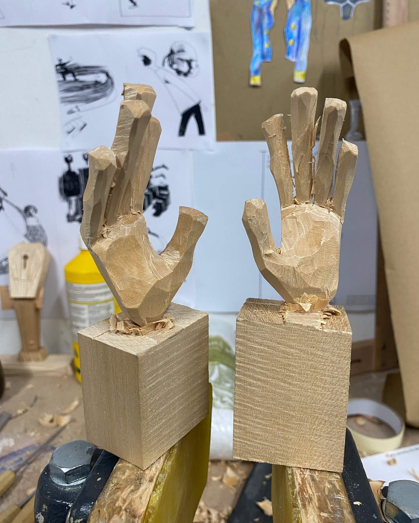 All hands on deck working toward our exhibition at @isaloniofficial @homofaber @ash.appadu
#marionettes #puppet #puppets #puppetmaking #puppetry #puppetsofinstagram #puppetmaster #craft #wood #woodcraft #woodcarving #hands #woodwork #woodworking #homofaber #homofaberfellowship #scenography #theatre #theatredesign