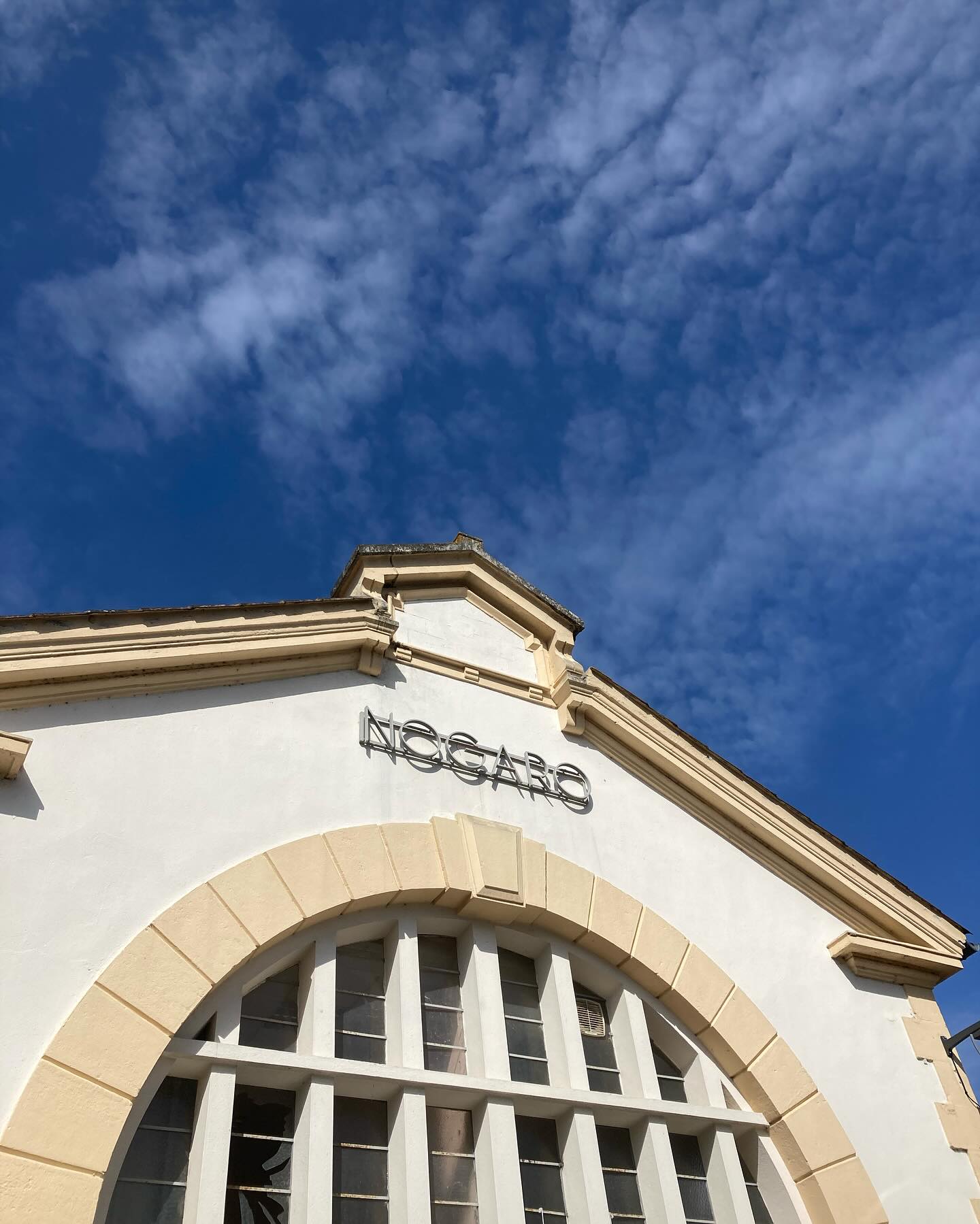 Bubble à Nogaro ce soir à 20h00.
Montage dans le joli cinéma-théâtre, récemment rénové !