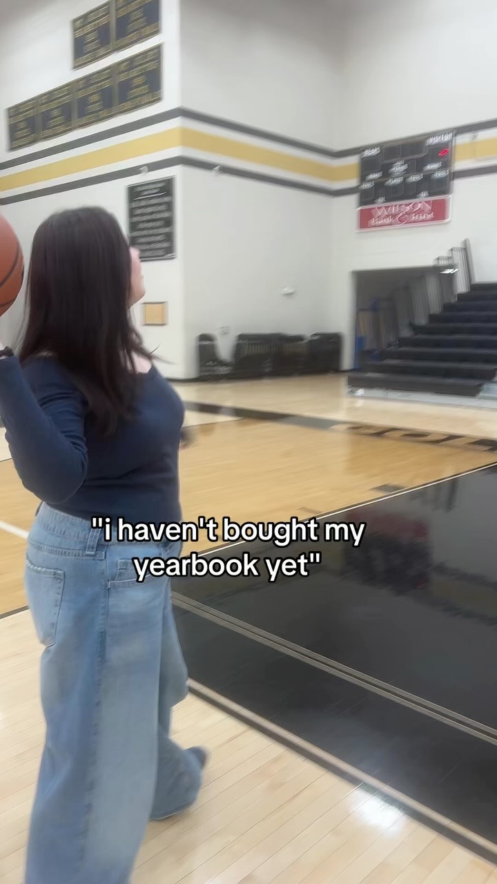 Don't forget to buy your 2025 yearbook today!!!