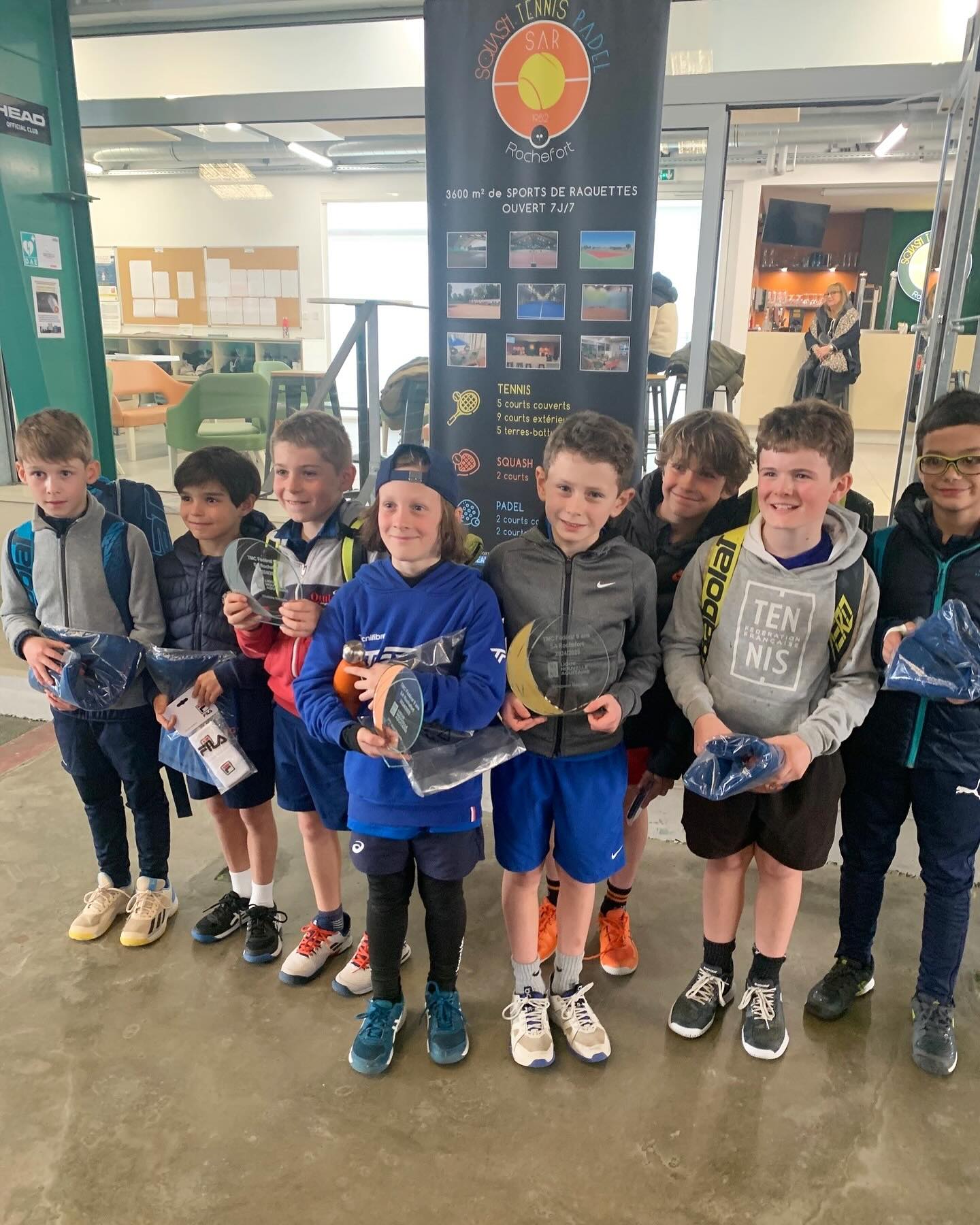 Nous sommes très fiers de nos deux champions qui se sont inclinés en finale de 2 TMC :
- Pablo Maitre Devallon (BO) face à Telio Devilder (Stade Poitevin) en finale TMC fédéral d’Angoulême
-Nino Martin Sanchez (BO) face à Thomas Waldin (CVL) au TMC fédéral 9 ans à Rochefort (encadrement CST Henri GONY dans le cadre LNA).
Bravo à tous les 2 !
#botennis #biarritzolympique #biarritz #tmc